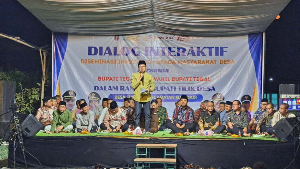 Bupati Tilik Desa Hadir di Suradadi, Warga Sampaikan Aspirasi Langsung kepada Pemkab Tegal