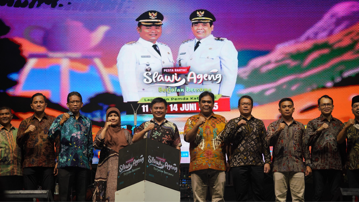 Pesta Rakyat Slawi Ageng 2025 Resmi Dibuka, Bupati : Ini Pestanya Masyarakat Kabupaten Tegal
