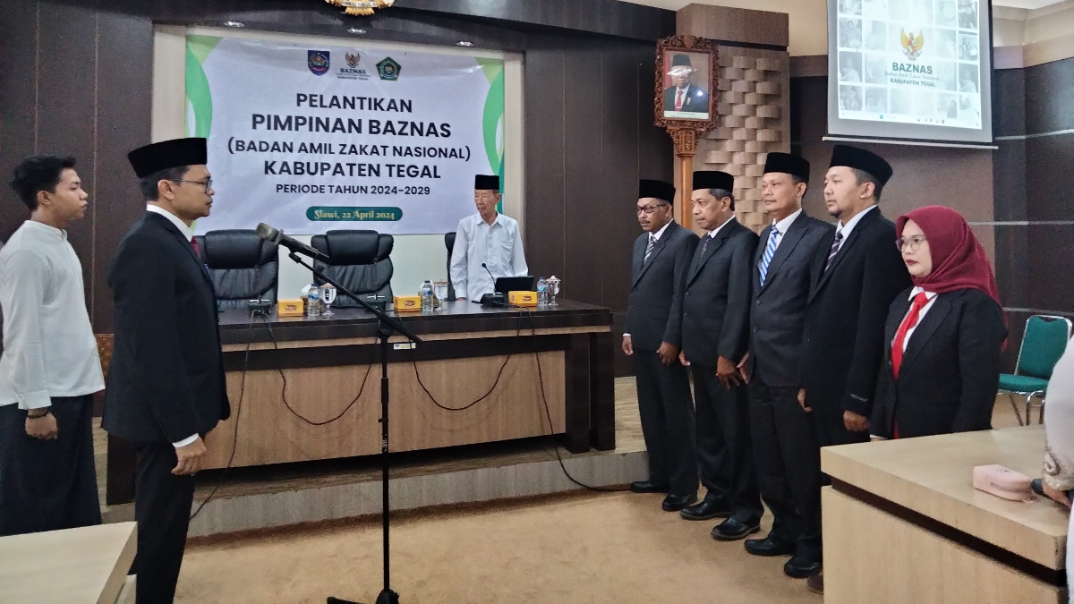 Sekda Melantik Lima Pimpinan Baznas Kabupaten Tegal Periode 2024 – 2029